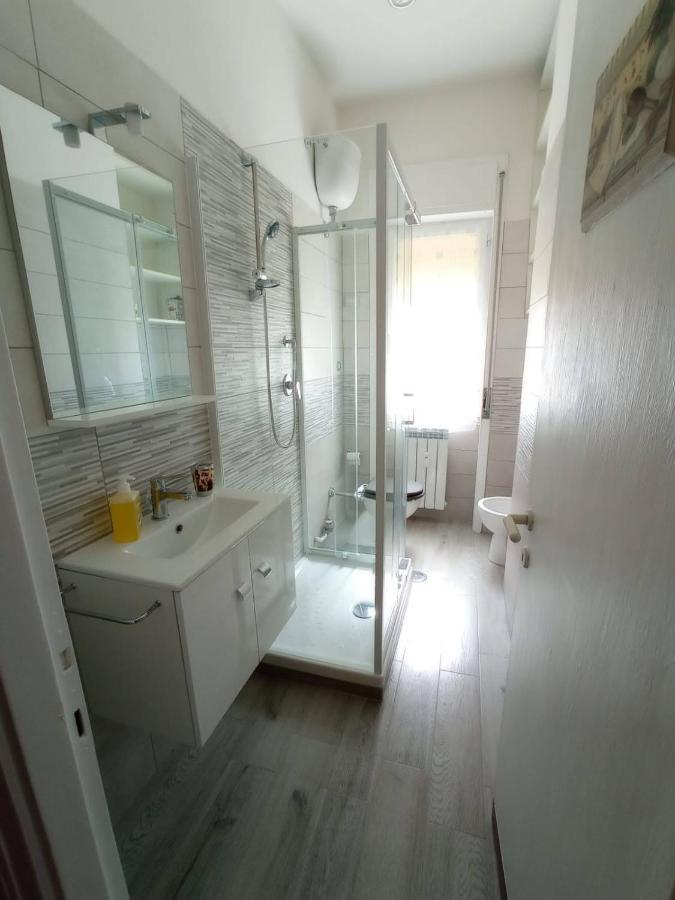 Ostia Beach Cryptohouse Екстер'єр фото