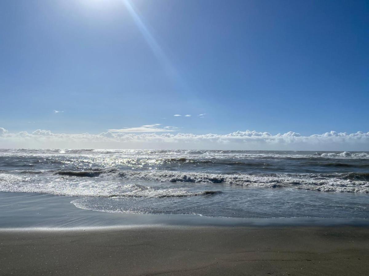 Ostia Beach Cryptohouse Екстер'єр фото